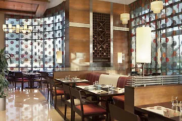 Four Points By Sheraton Beirut 4*,
