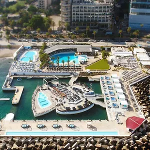 Riviera And Lounge, Hotell