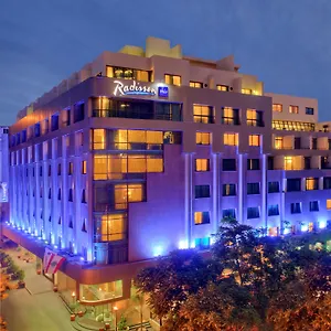 Hotel Radisson Blu Martinez